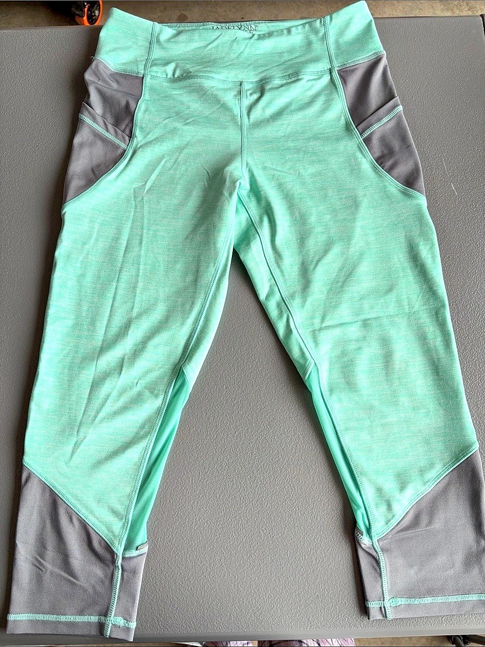 Jadelynn Brooke JLB Fit Color Block Athletic Leggings Size Medium